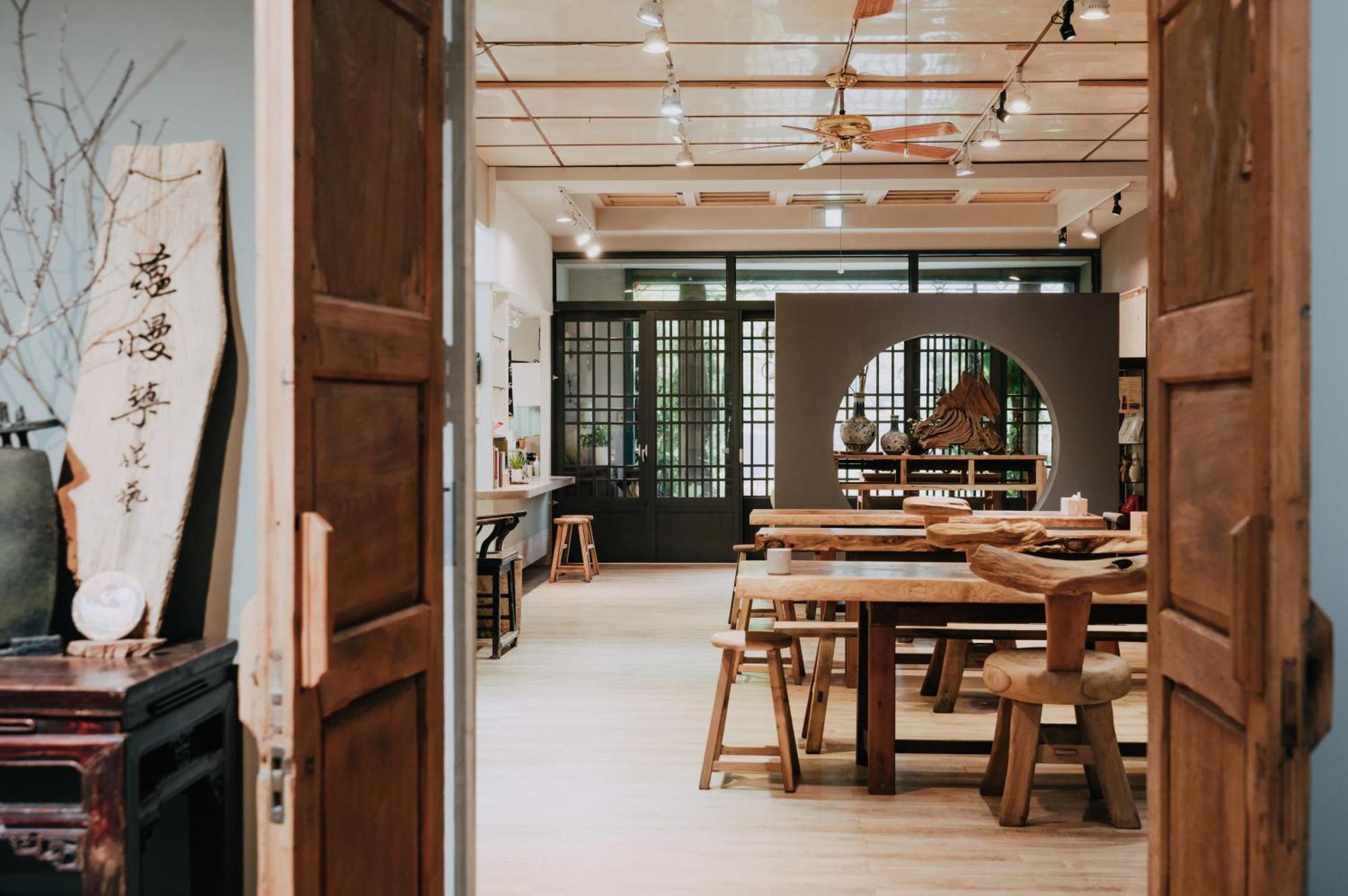 蘊慢築 茶花藝主題民宿 Yun Man Zhu Homestay Gongguan Exterior foto